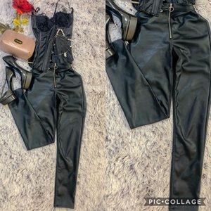 HM faux leather O ring legging